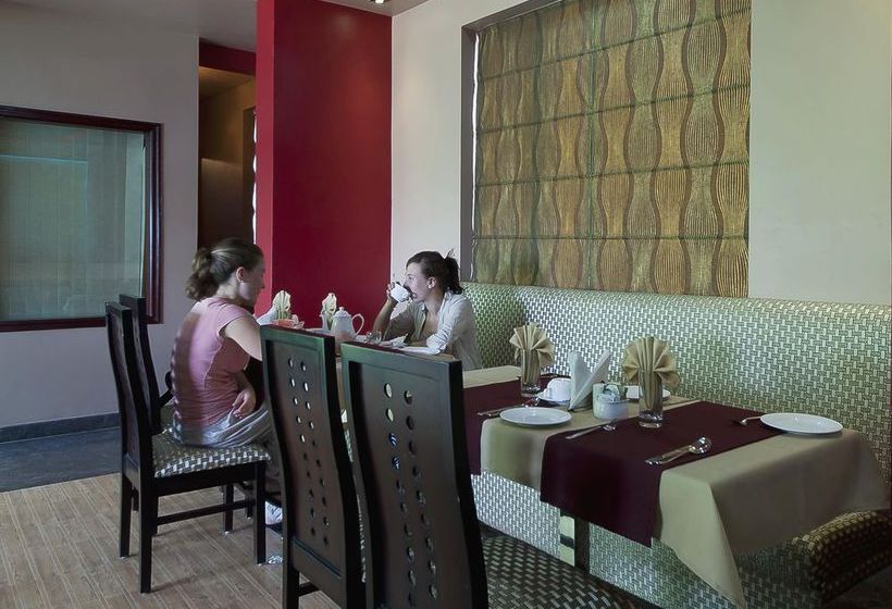 Hotel Heritage Inn 8