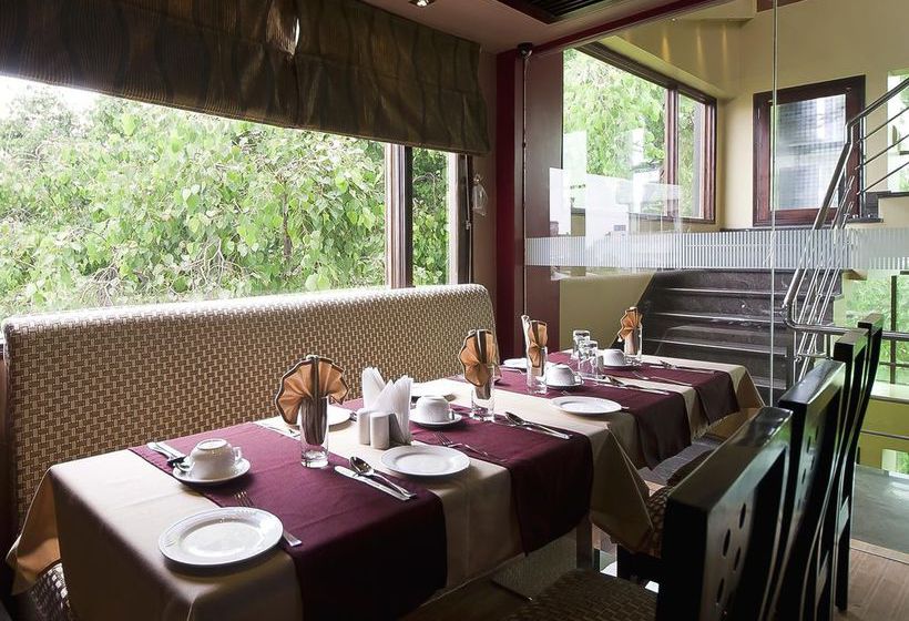 Hotel Heritage Inn 9