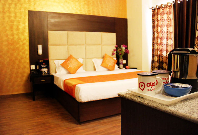 Hotel Oyo Premium Saharanpur Road 1