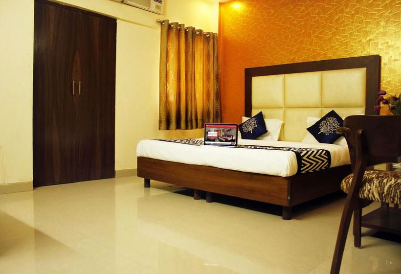 Hotel Oyo Premium Saharanpur Road 20