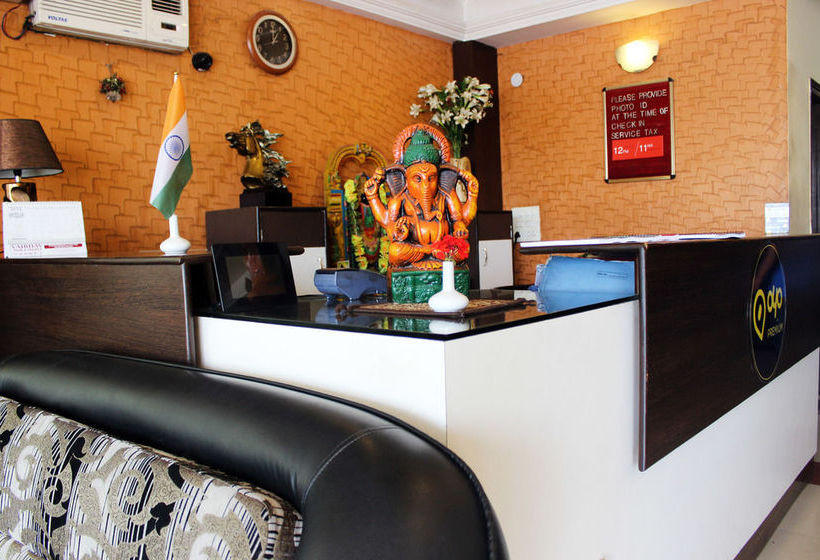 Hotel Oyo Premium Saharanpur Road 6