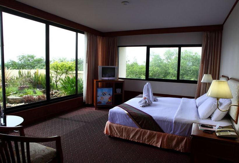 Hotel Wattana Park 19