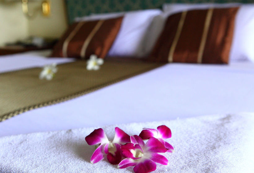 Hotel Wattana Park 4