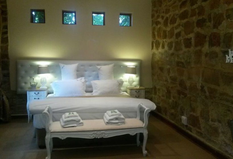 Pensión Watercrest Venue