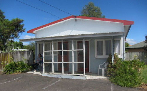 Bj's Budget Motor Inn Motel 13