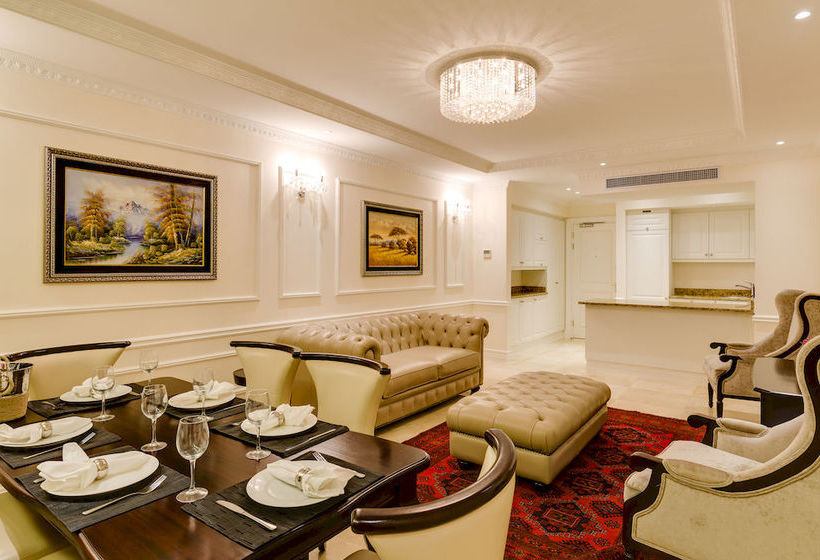 Versailles Luxury Apartments And Suites 11