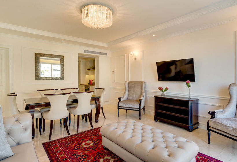 Versailles Luxury Apartments And Suites 3