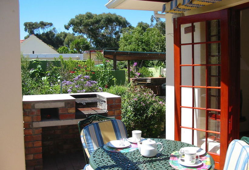 Ascot Gardens Self Catering 13