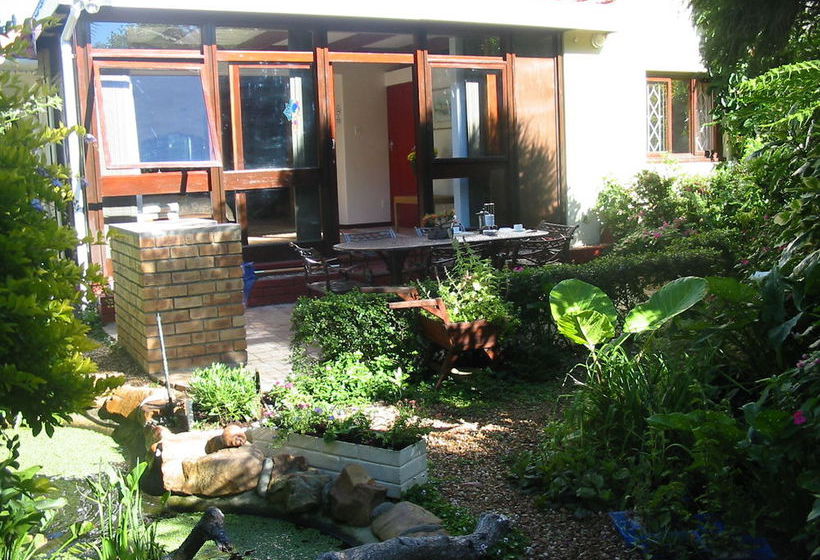 Ascot Gardens Self Catering 15
