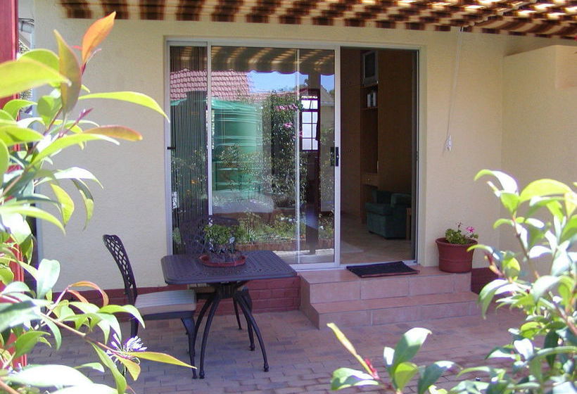 Ascot Gardens Self Catering 16