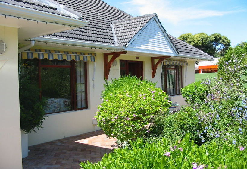 Ascot Gardens Self Catering 3