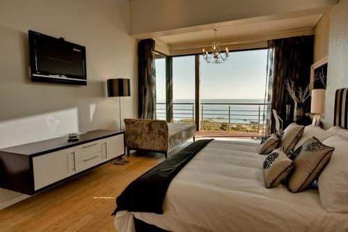 Sea And Rock Villa 3