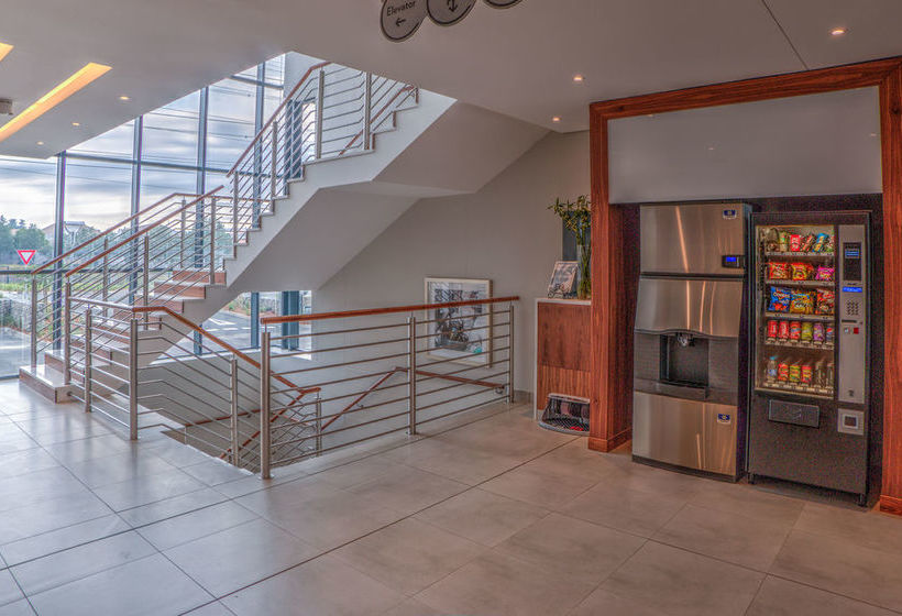 City Lodge Hotel Waterfall City 12