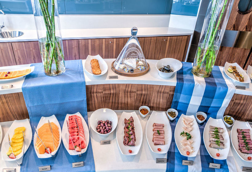 City Lodge Hotel Waterfall City 15