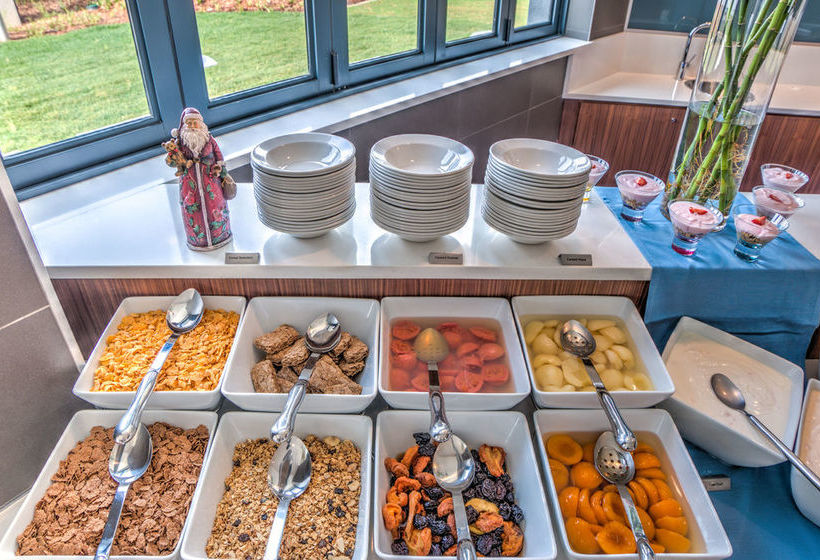 City Lodge Hotel Waterfall City 16