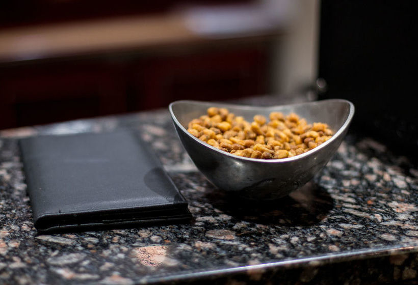 City Lodge Hotel Waterfall City 17