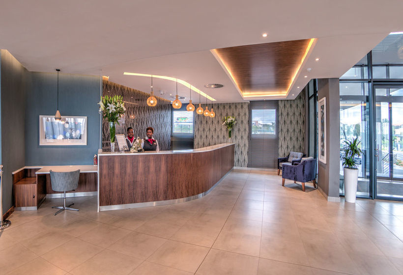 City Lodge Hotel Waterfall City 19