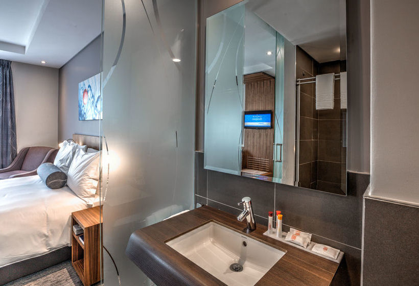 City Lodge Hotel Waterfall City 3