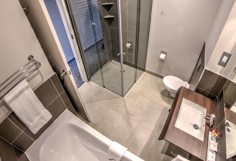 City Lodge Hotel Waterfall City 8