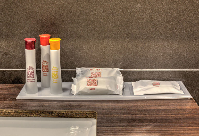 City Lodge Hotel Waterfall City 9