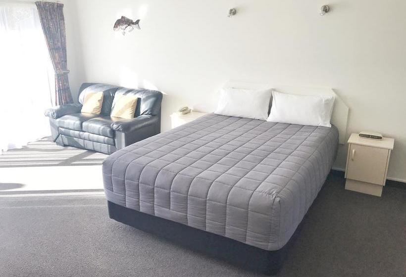 Avalon Manor Motel 9