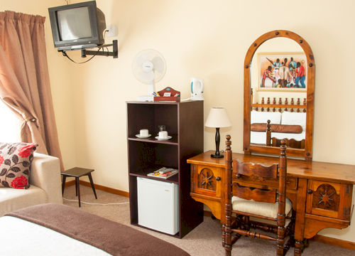 Pension Kwa - Bungane Guest House 9