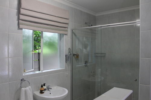 Pension Fin & Feather Guest House 17