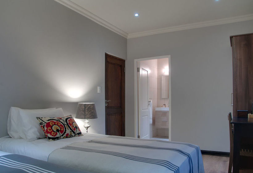 Pensión Ilanda Guest House 12