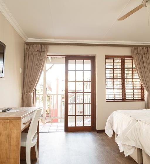 Pension Loerie Guest Lodge 16