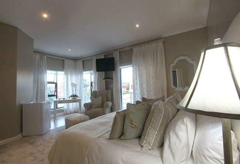 Pension Sunset Beach Lodge & Spa 13