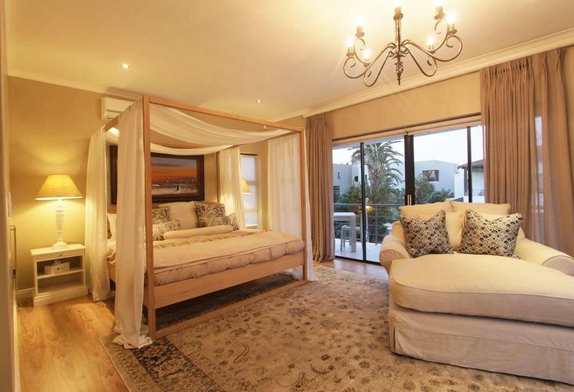 Pension Sunset Beach Lodge & Spa 16