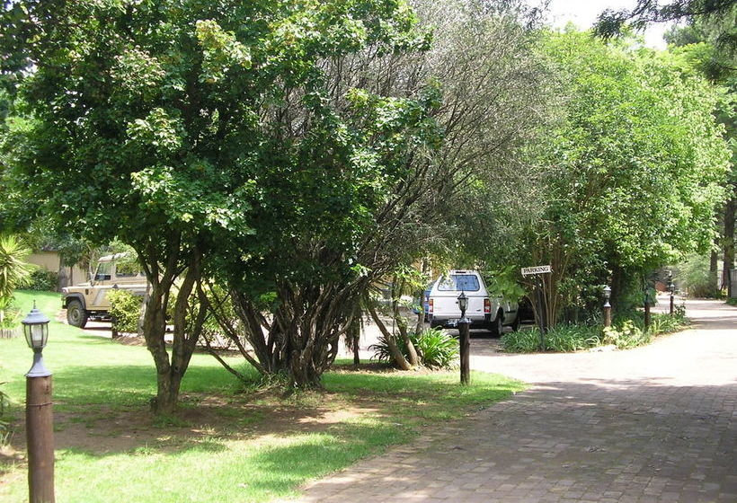 Pension Airport Lodge Guest House 14