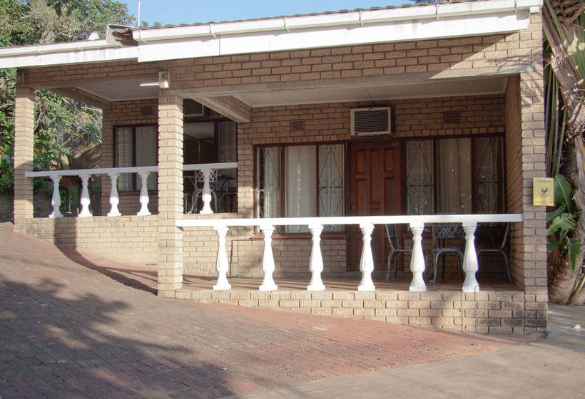 Bed and Breakfast St. Lucia Safari Lodge 11