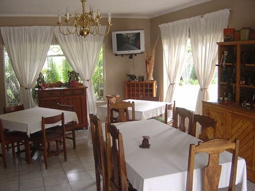 Pension Airport Modjadji Guesthouse 20