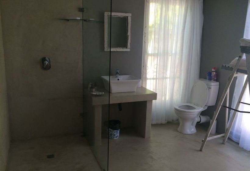 Pension 30 On Oatlands Road 14