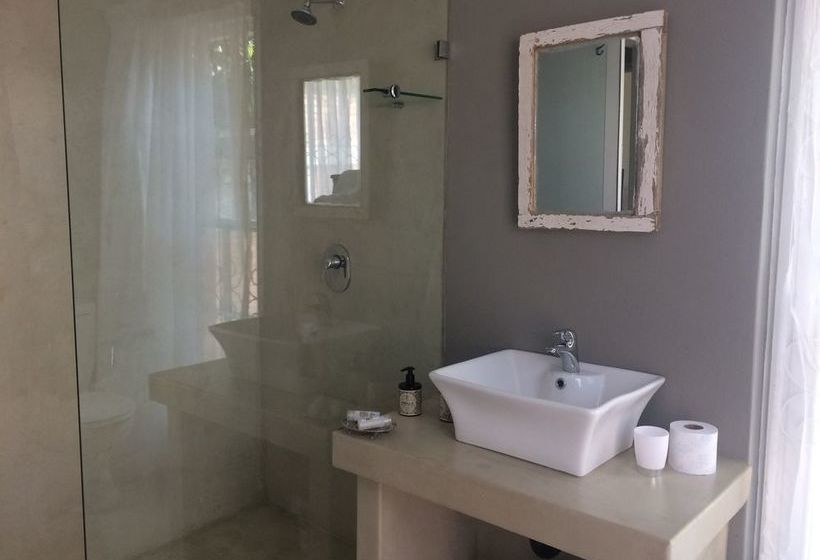 Pension 30 On Oatlands Road 16