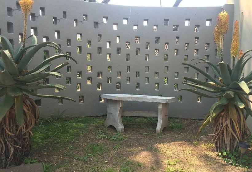 Pension 30 On Oatlands Road 20