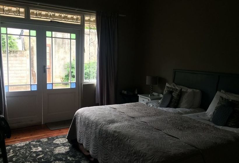 Pension 30 On Oatlands Road 4