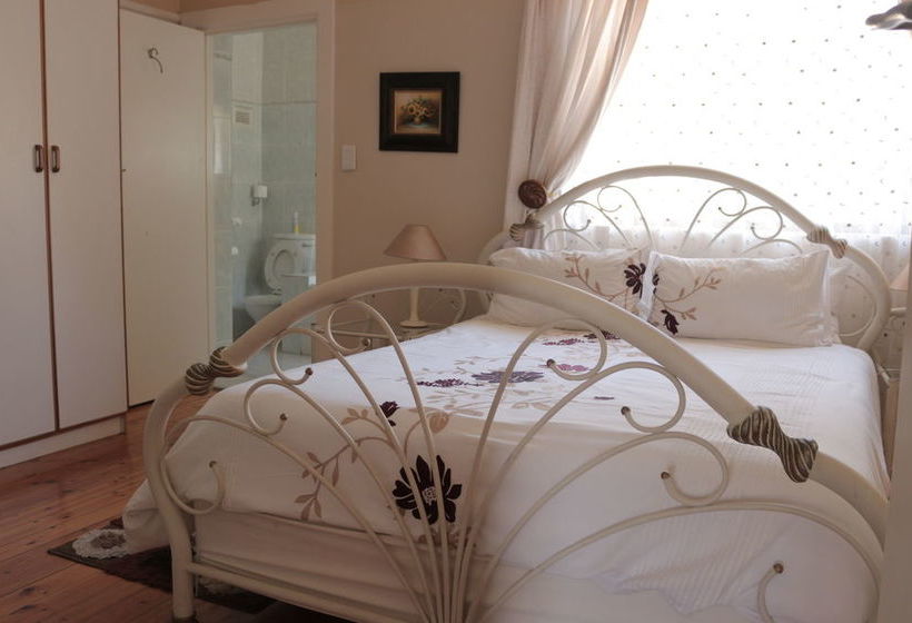 Pension Rose Petals Guest House 5