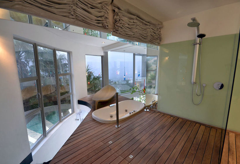 Scandinavian Mansion. 9 Bedroom Palace 14