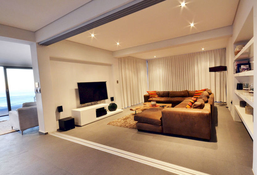 Scandinavian Mansion. 9 Bedroom Palace 7