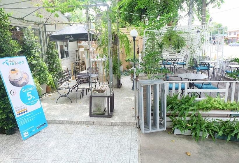 Hotel Grandparent's Home 14