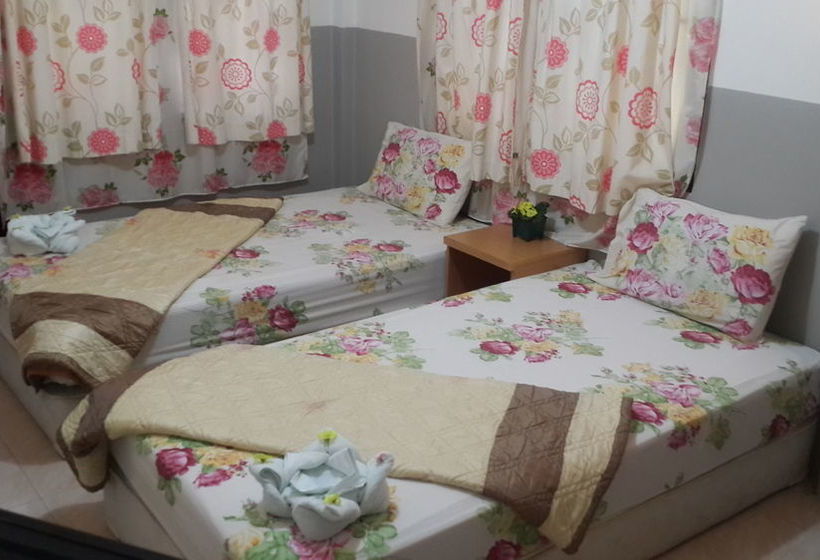 Hotel Grandparent's Home 4