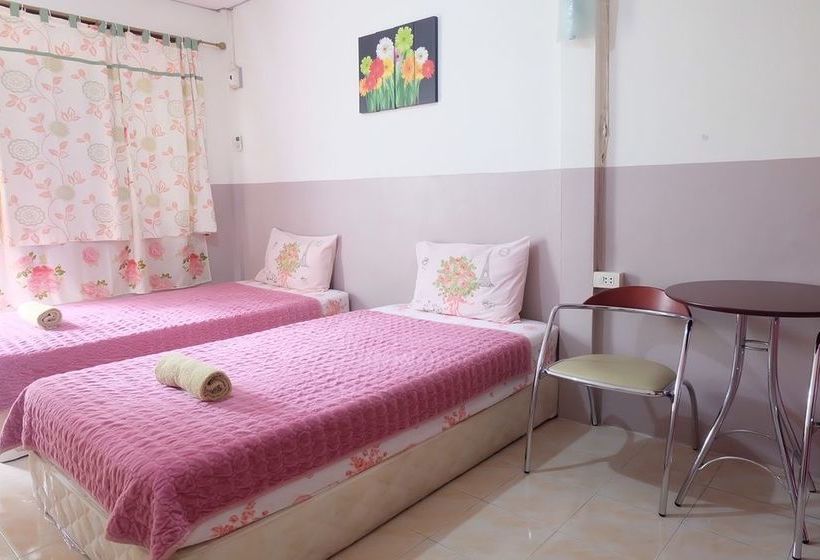 Hotel Grandparent's Home 5