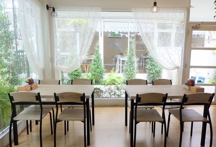 Hotel Grandparent's Home 8