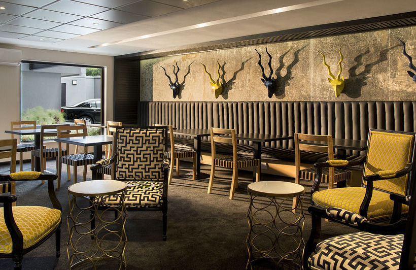 Max Executive Apartments 3