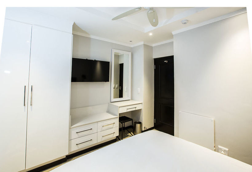 Max Executive Apartments 7