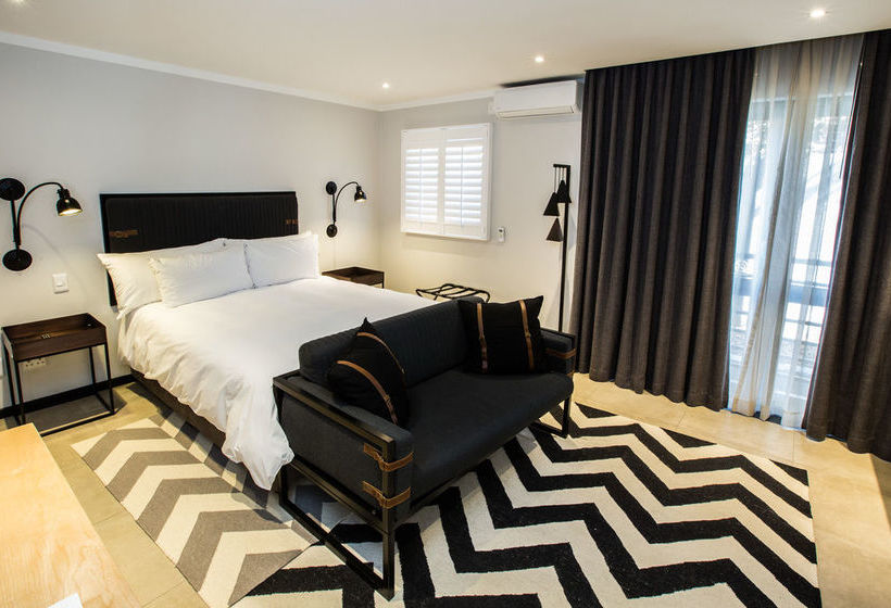 Max Executive Apartments 9