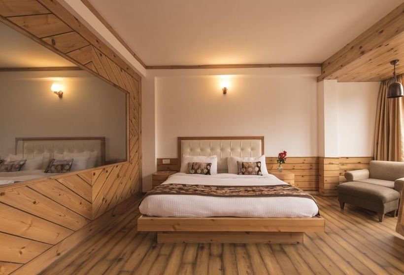 Hotel The Whispering Inn 5