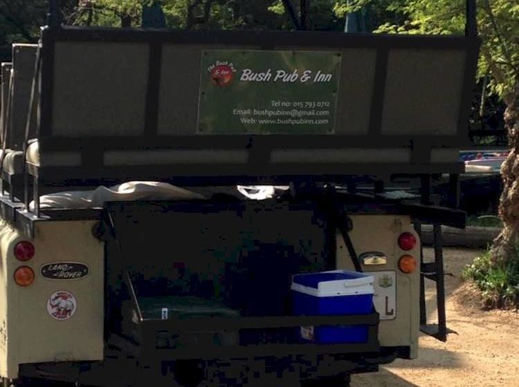 Hotel The Bush Pub & Inn 13